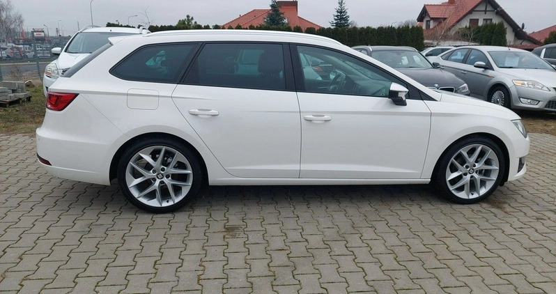 Seat Leon cena 45900 przebieg: 173111, rok produkcji 2015 z Międzybórz małe 781